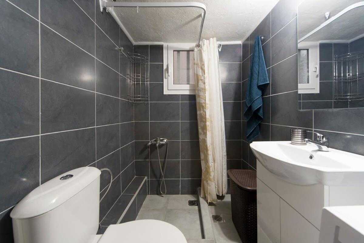 Central Apartment 3' To Metaksourgio Metro Station Ateny Zewnętrze zdjęcie